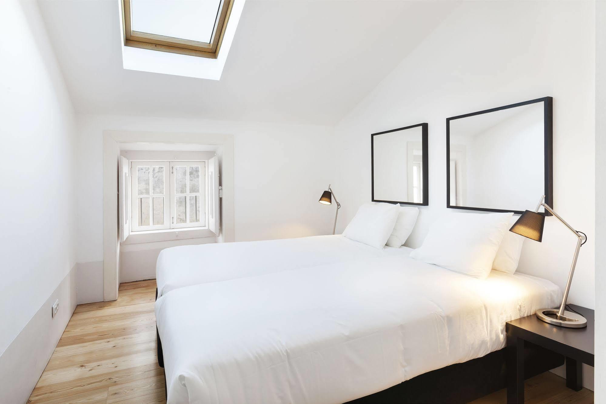 Freedom Serviced Apartments - Cais Do Sodre Lisboa Exterior foto