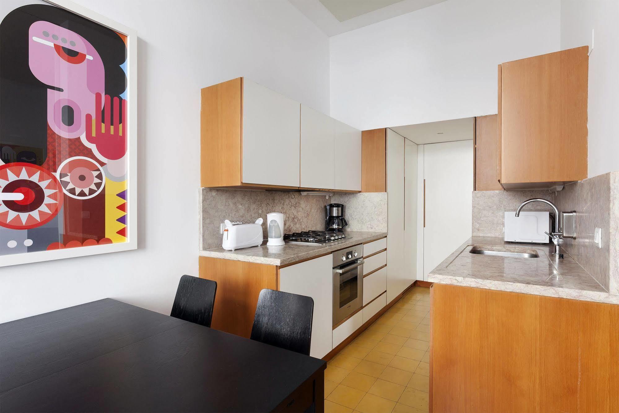 Freedom Serviced Apartments - Cais Do Sodre Lisboa Exterior foto